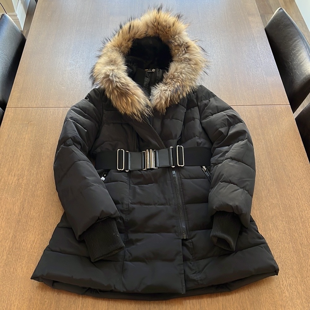 Sicily Winter coat 🚨size small available 🚨large SOLD